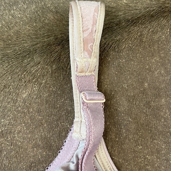 Wacoal Awareness Underwire Bra Wacoal Wide Strap Style 85567 - Picture 3 of 6